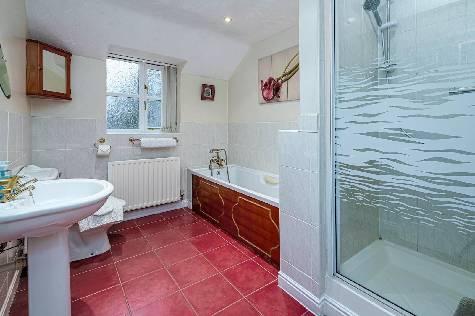 The Beeches-Bathroom