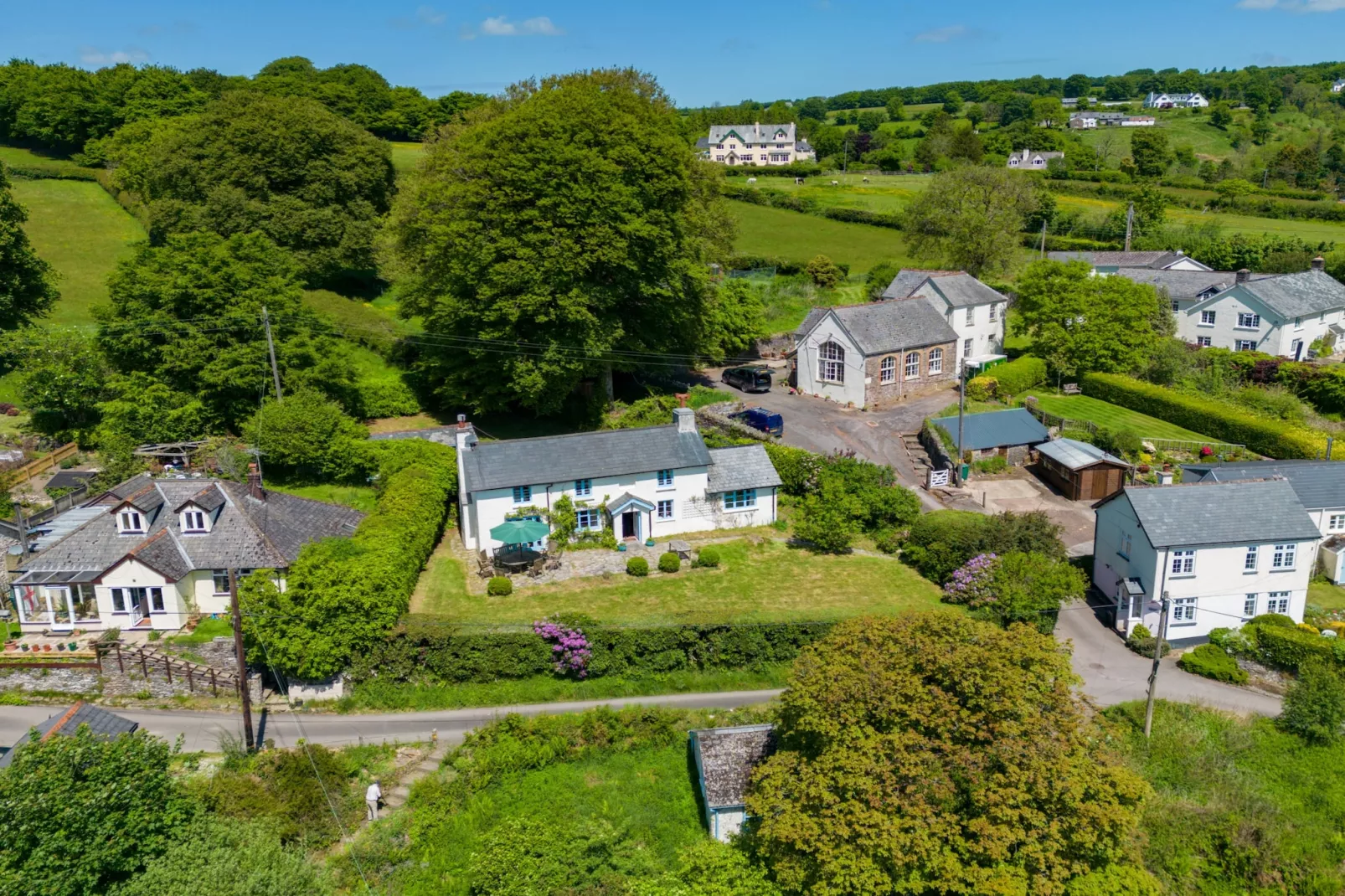 Valley Cottage-Outdoor