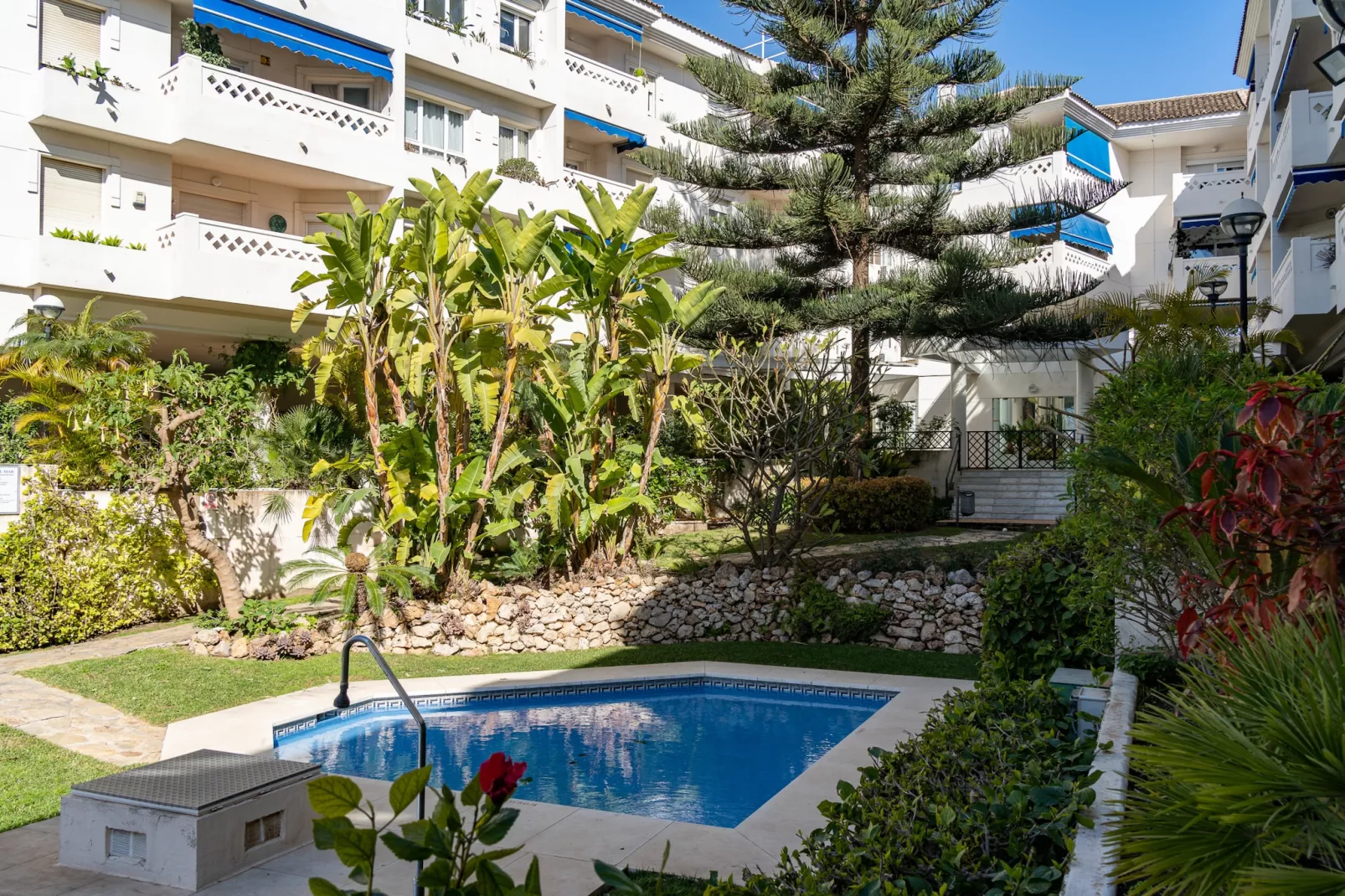 San Pedro del Mar-Extérieur