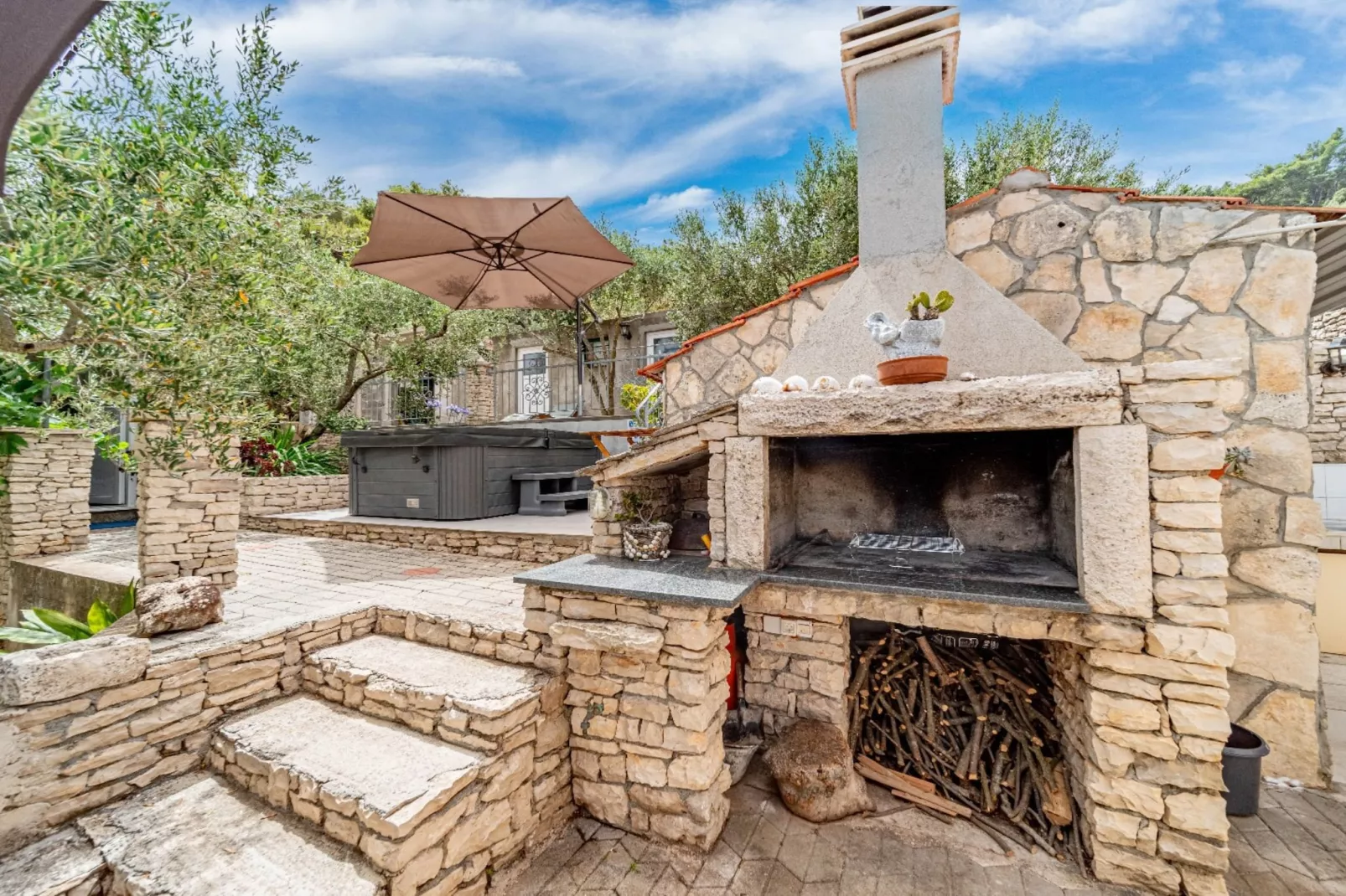 Stone House Blaca - Two Bedroom Stone House with Terrace and Sea View-Outdoor