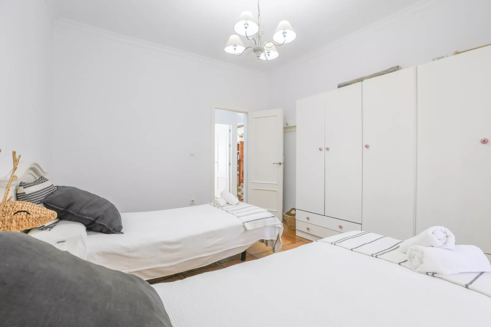 Casa Rural Los Menestrales-Bedroom