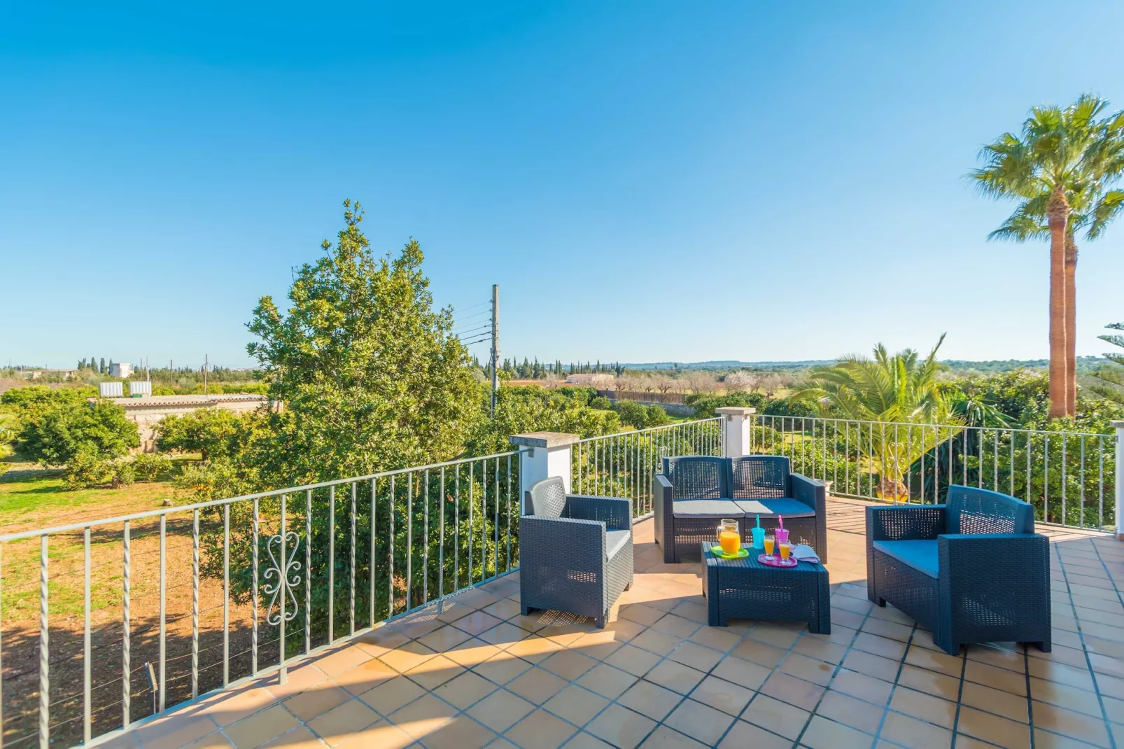 Can Rafelino-Balcon-terrasse
