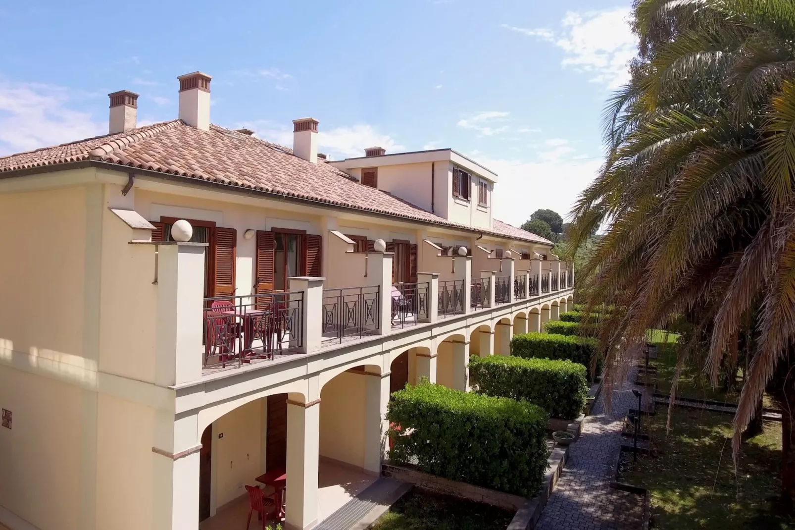 Quadrilocale vista giardino 217-Exterior summer