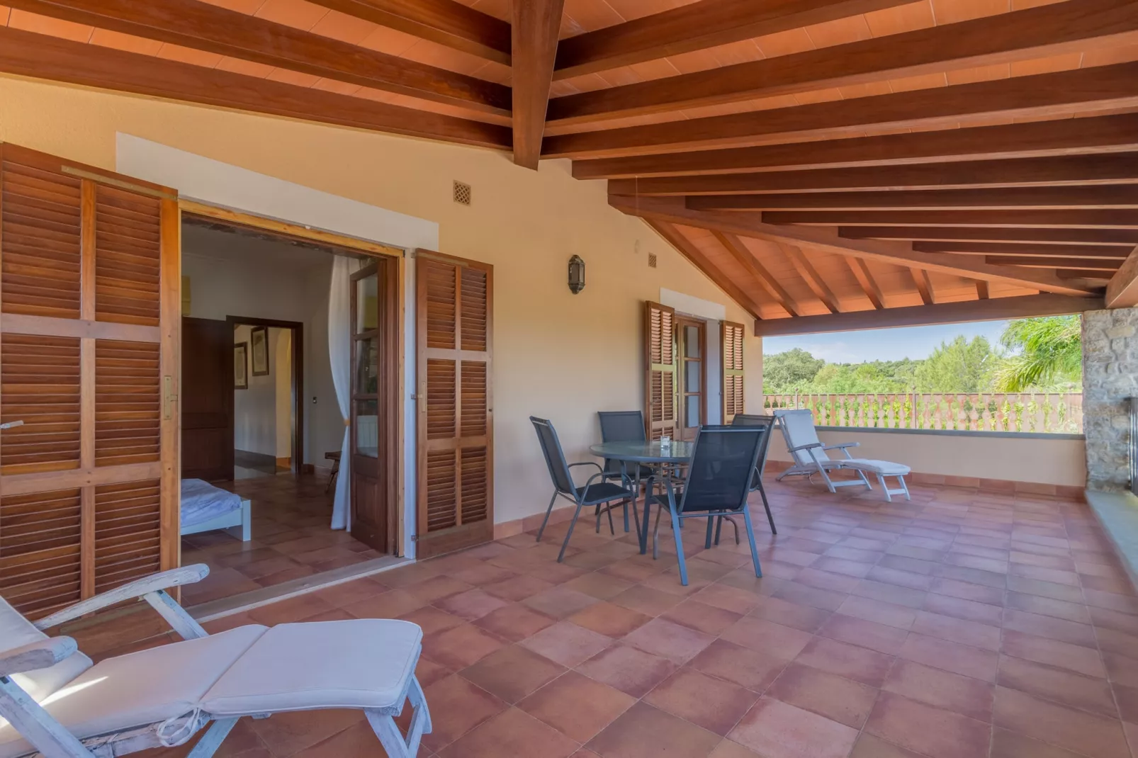 Buitre negro, Finca 5StarsHome Mallorca-Terrace