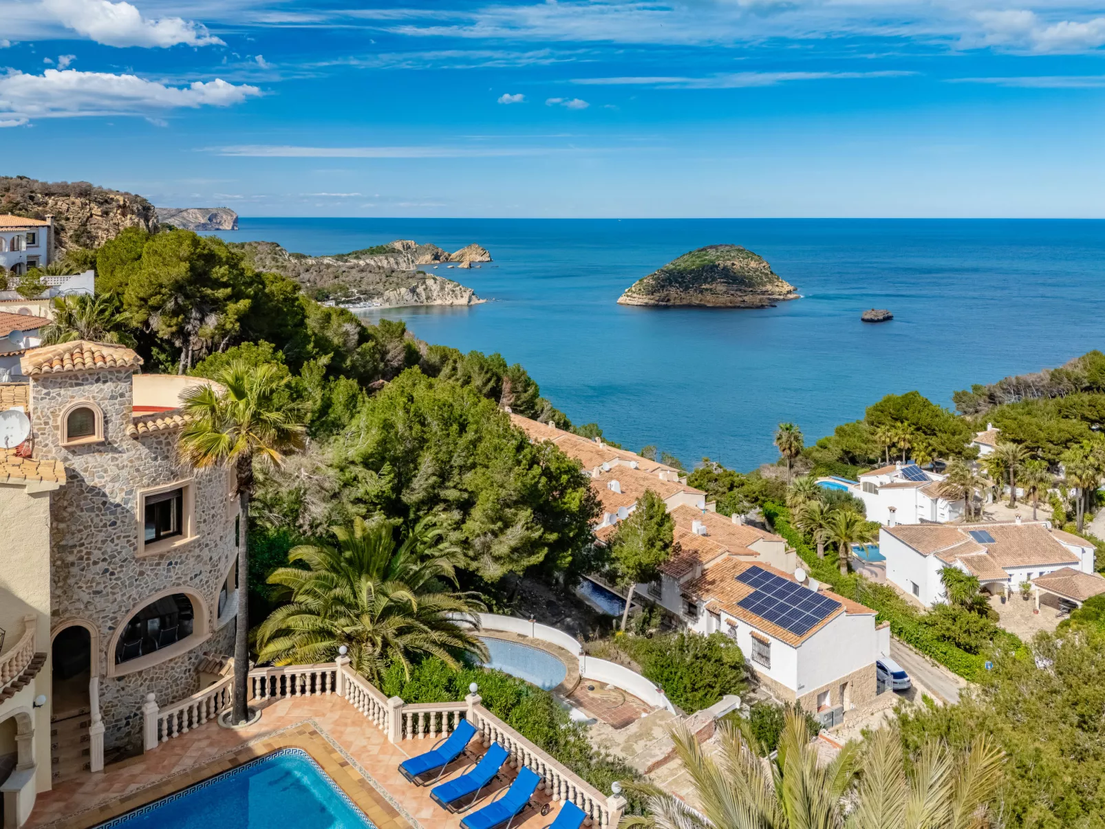 Castillo al Mar-Outside