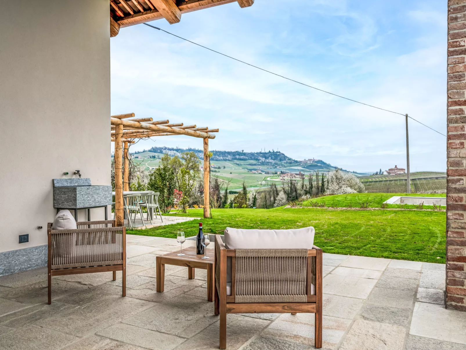 Cascina Luscai-Draußen