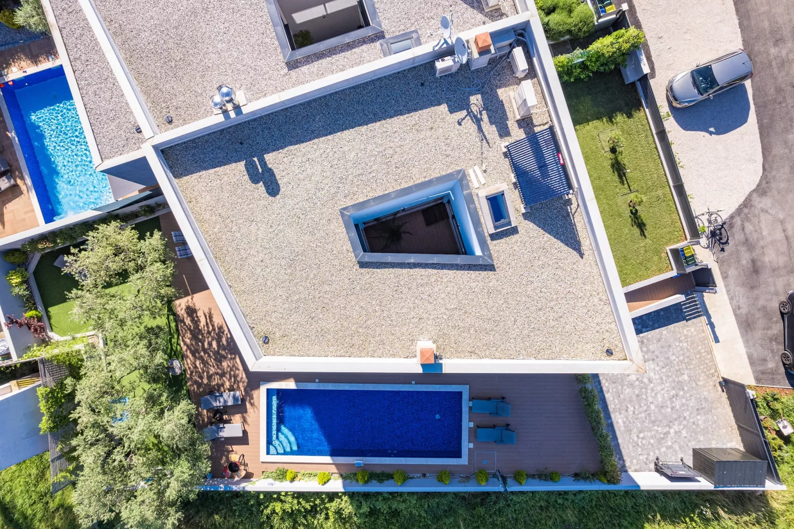 Villa Pinus-View summer