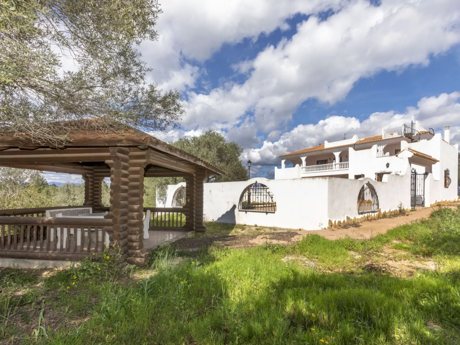 Hacienda Azahar-Outside