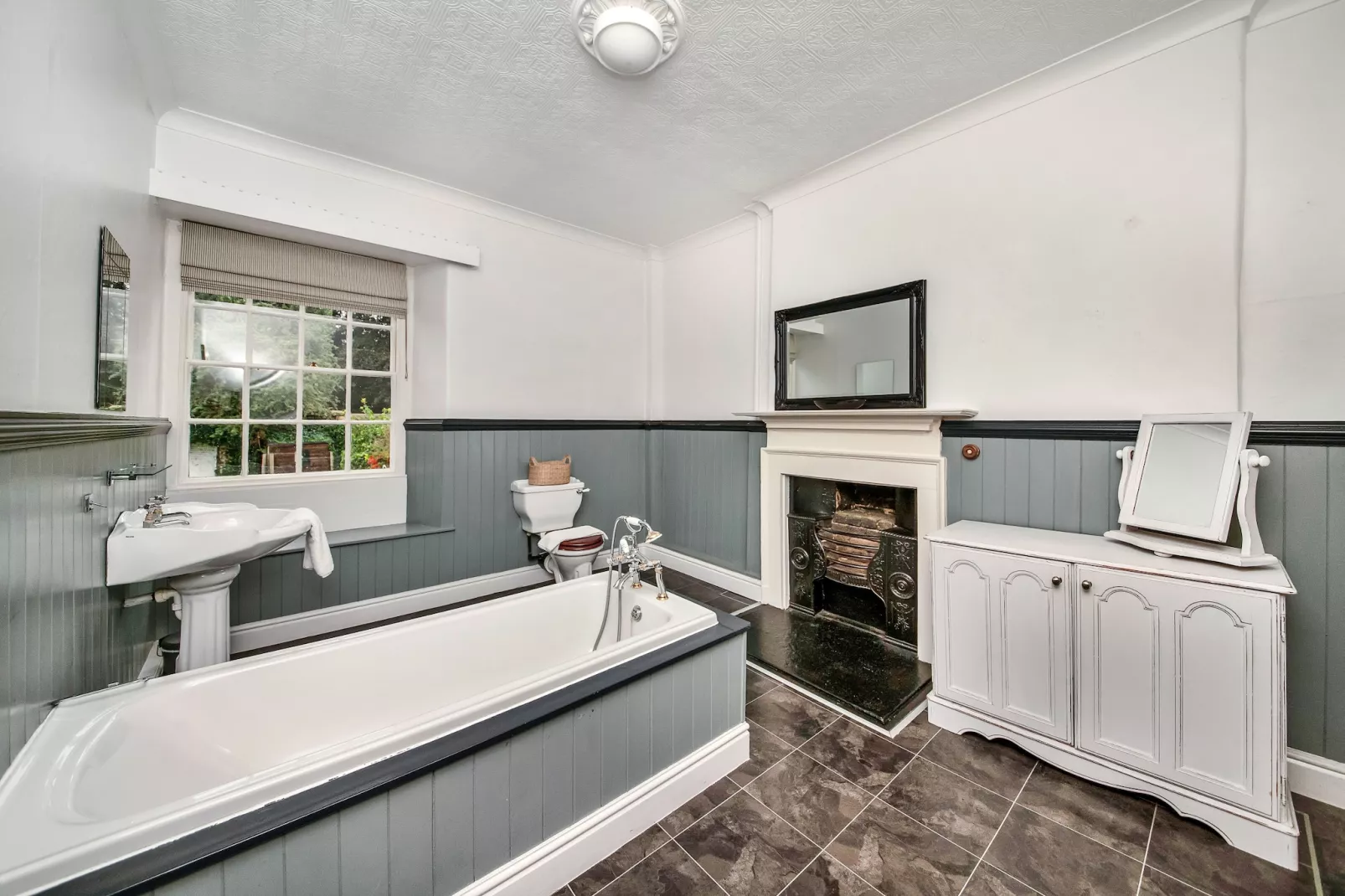Low Green Cottage-Bathroom