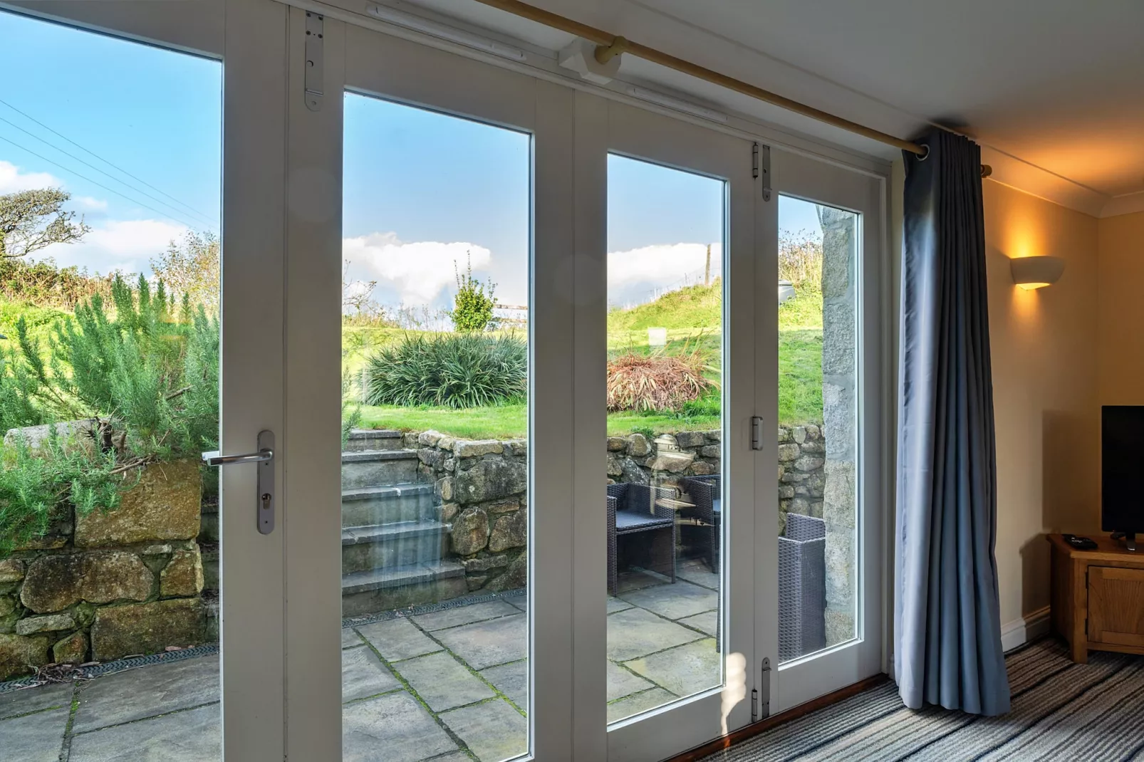 Trennal Barn-View summer