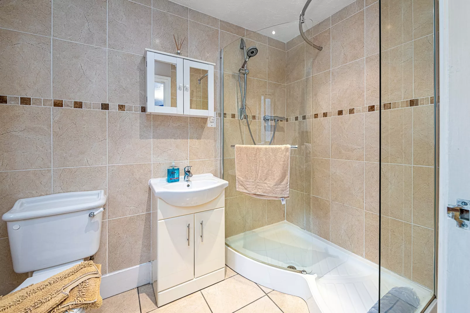 The Beeches-Bathroom