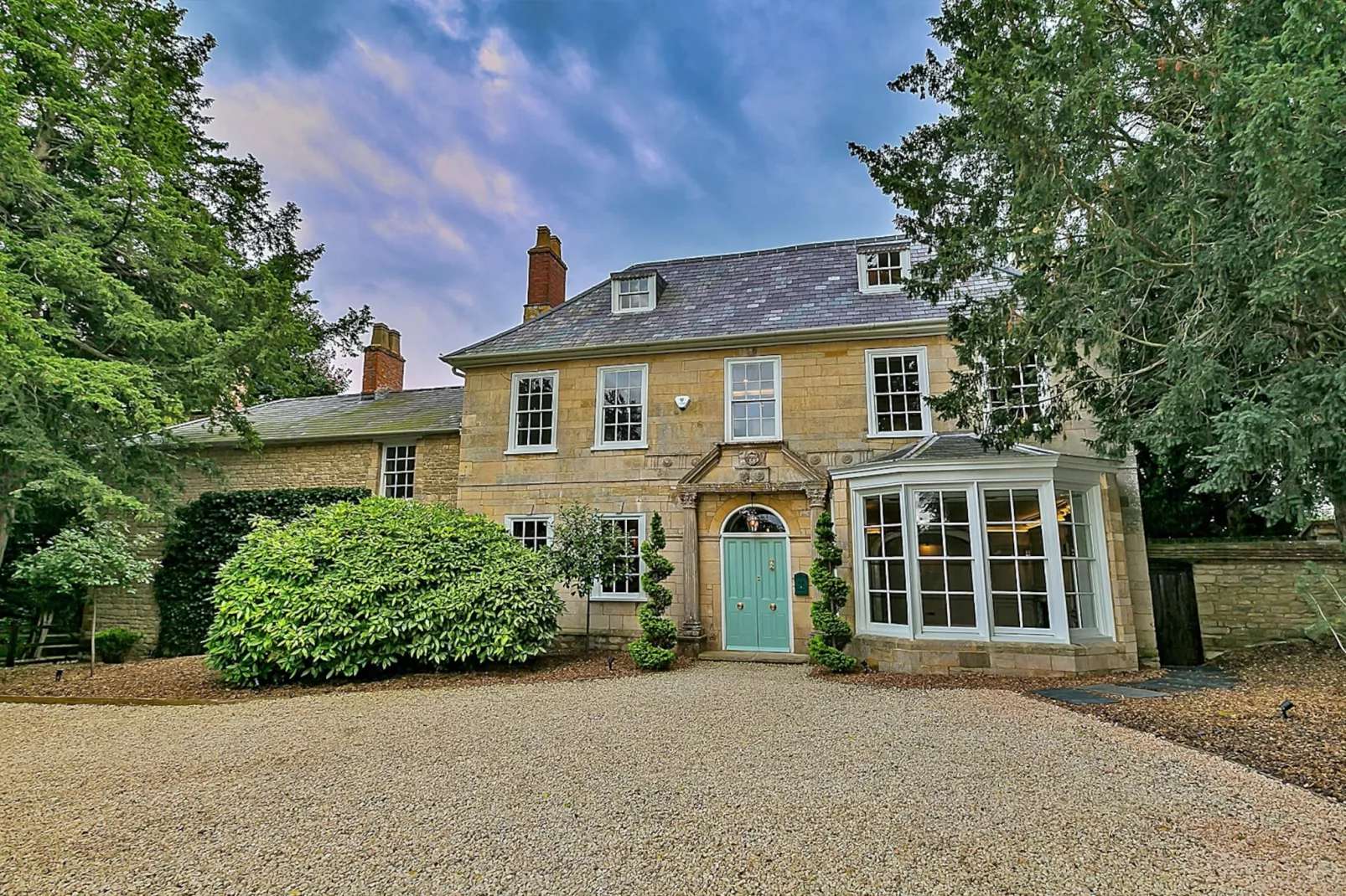 Ttich Manor Retreat-Outdoor