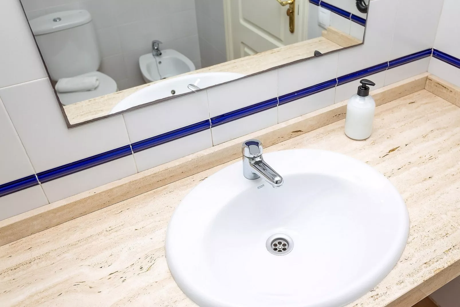 Apartamento en playa Las Carmenes-Atmosphere