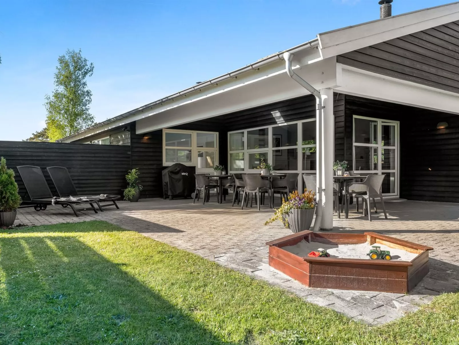 "Marno" - 700m from the sea-Draußen