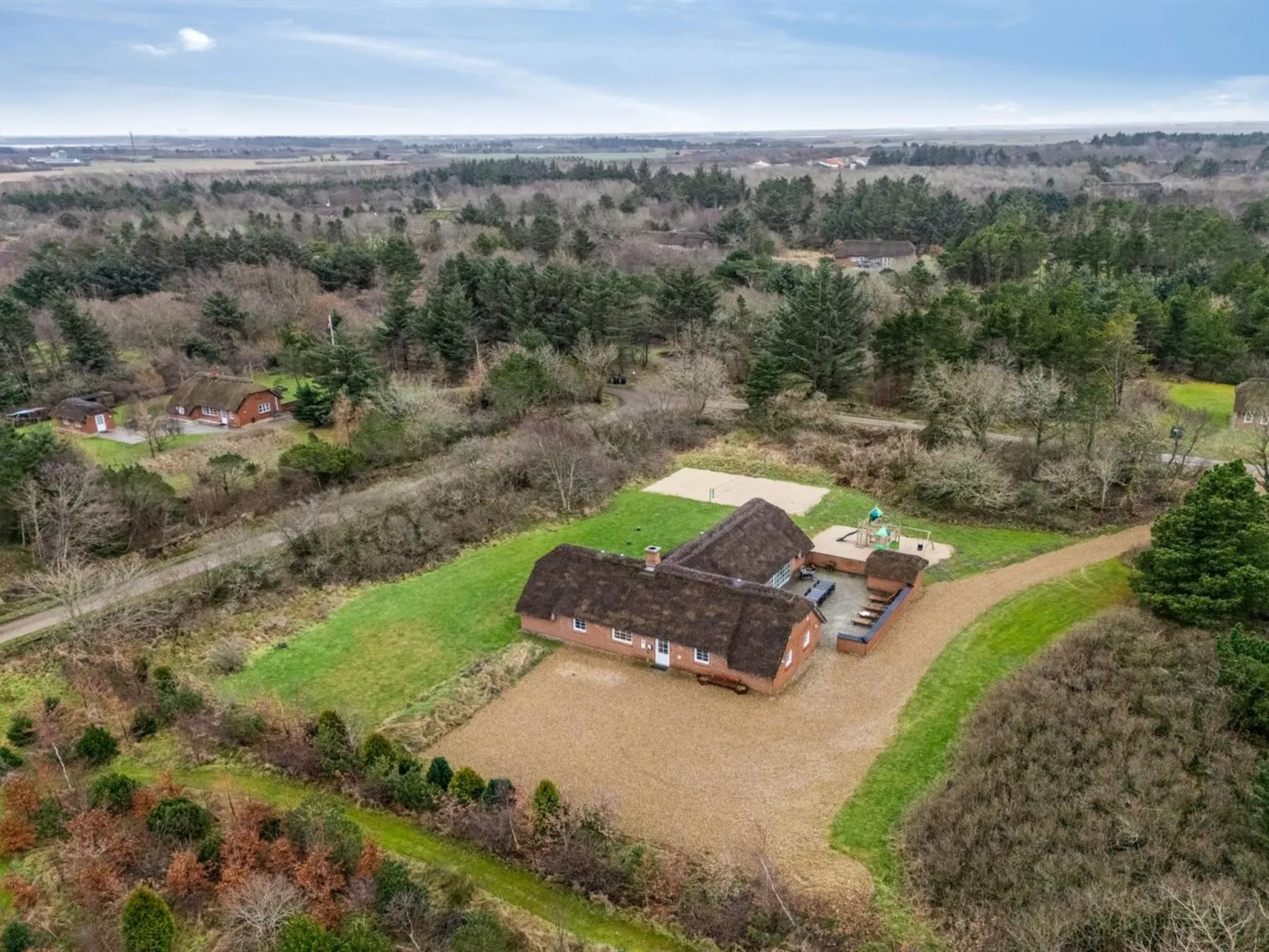 "Aagot" - 1.7km from the sea-Draußen