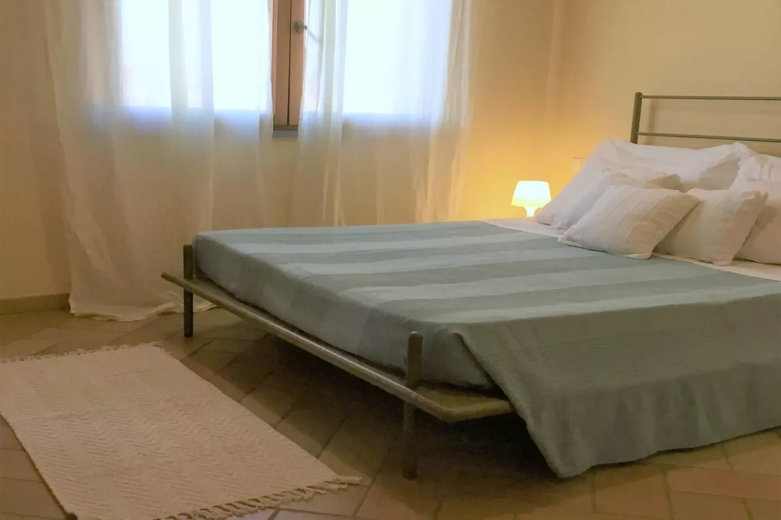 APP 8-Bedroom