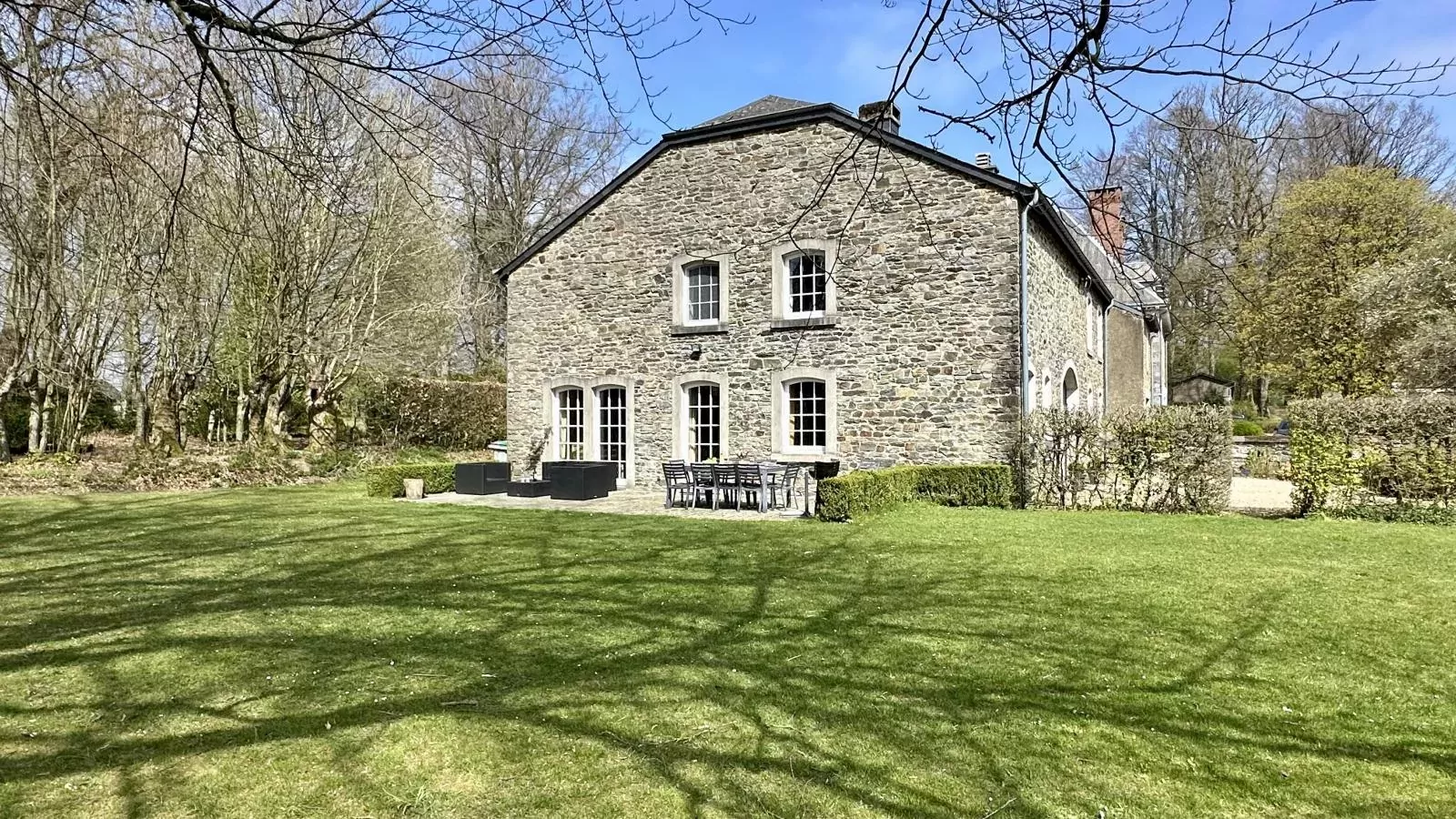 Le Clos du Parc-Exterior summer