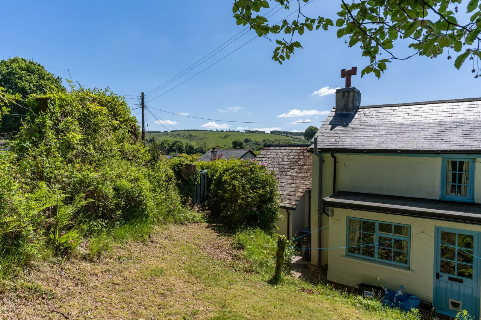 Valley Cottage-Outdoor