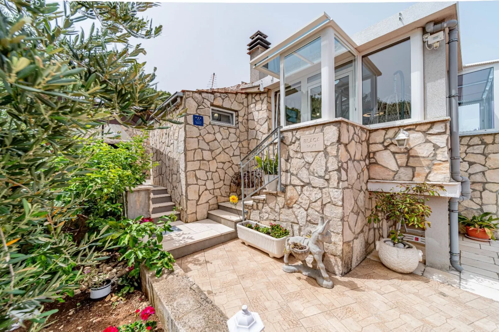 Stone House Blaca - Two Bedroom Stone House with Terrace and Sea View-Outdoor