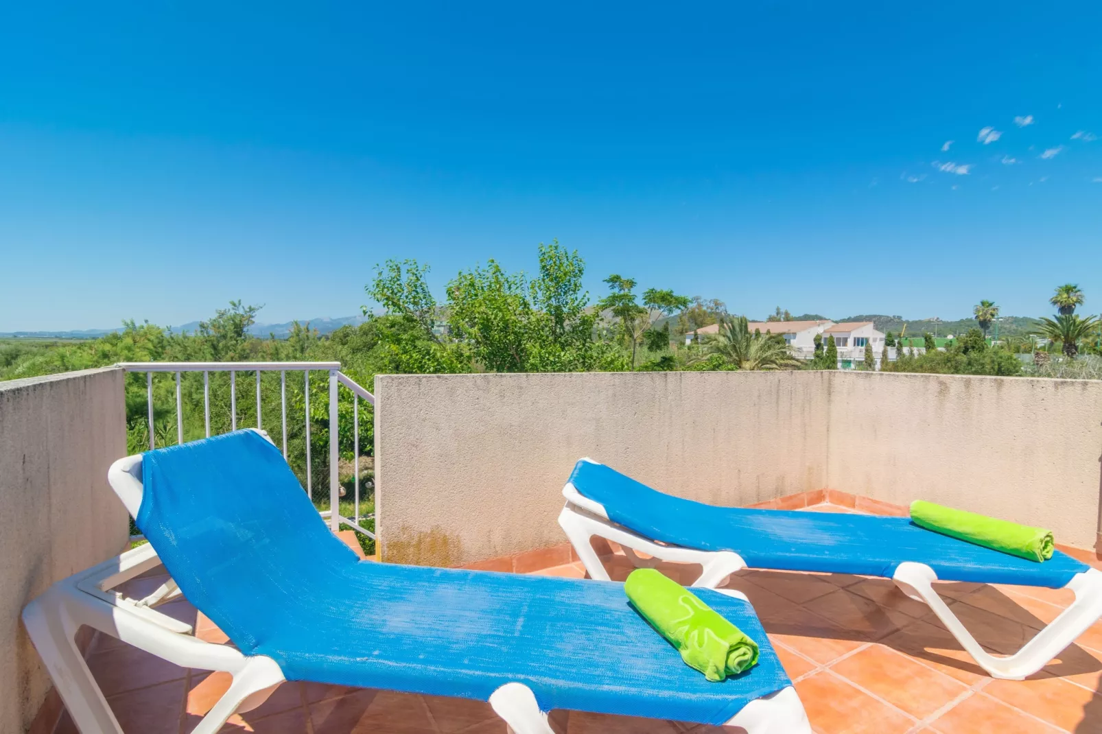 Can Content-Terrace balcony