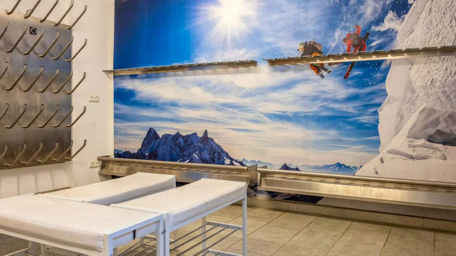 Al Shams-Installations