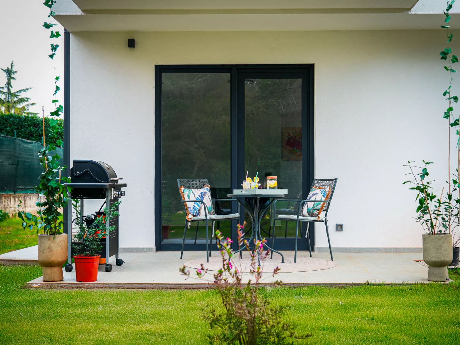 Villa Noel-Outside