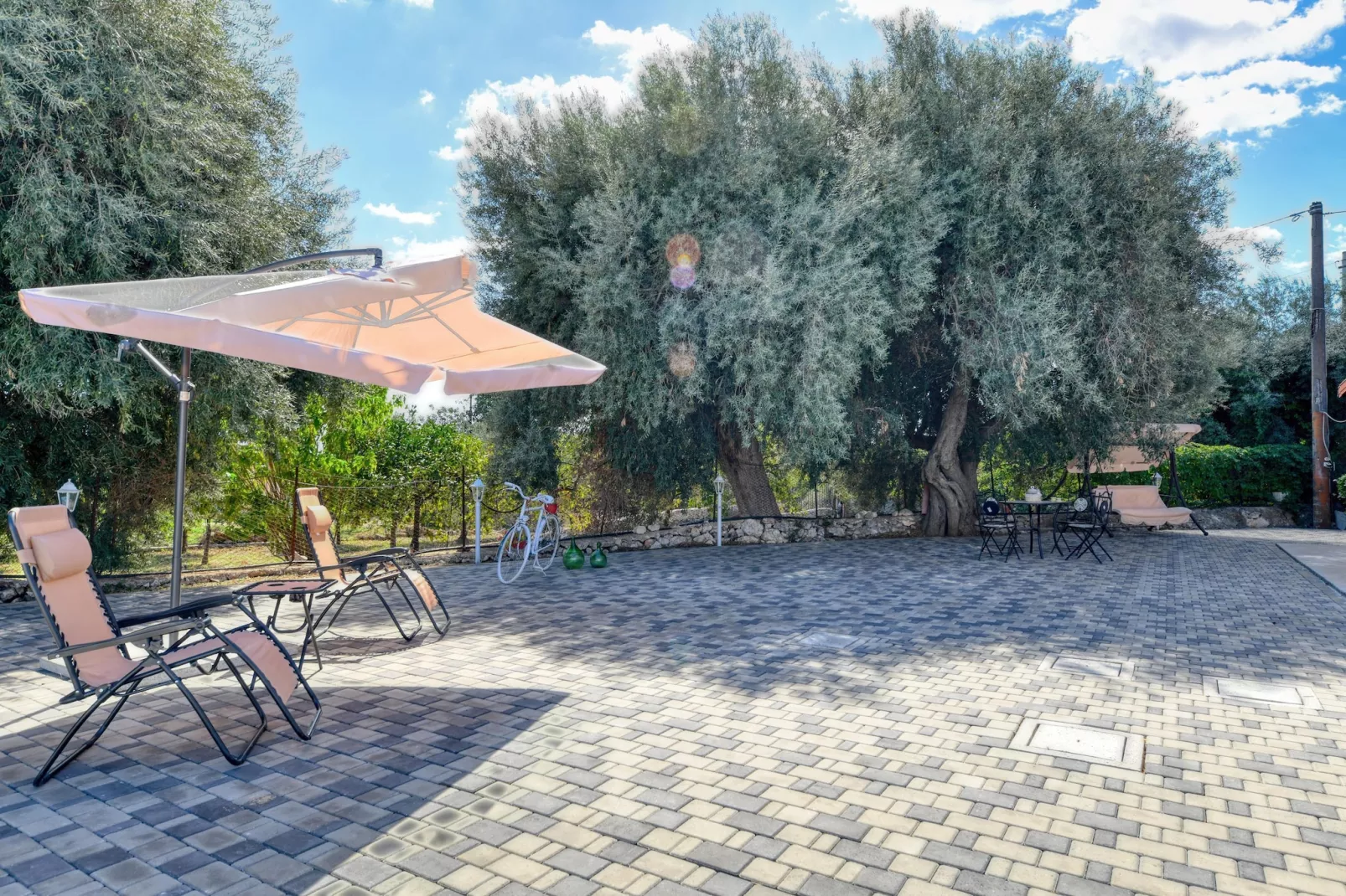 Villa Giugiò mit Privatpool-Gardens summer
