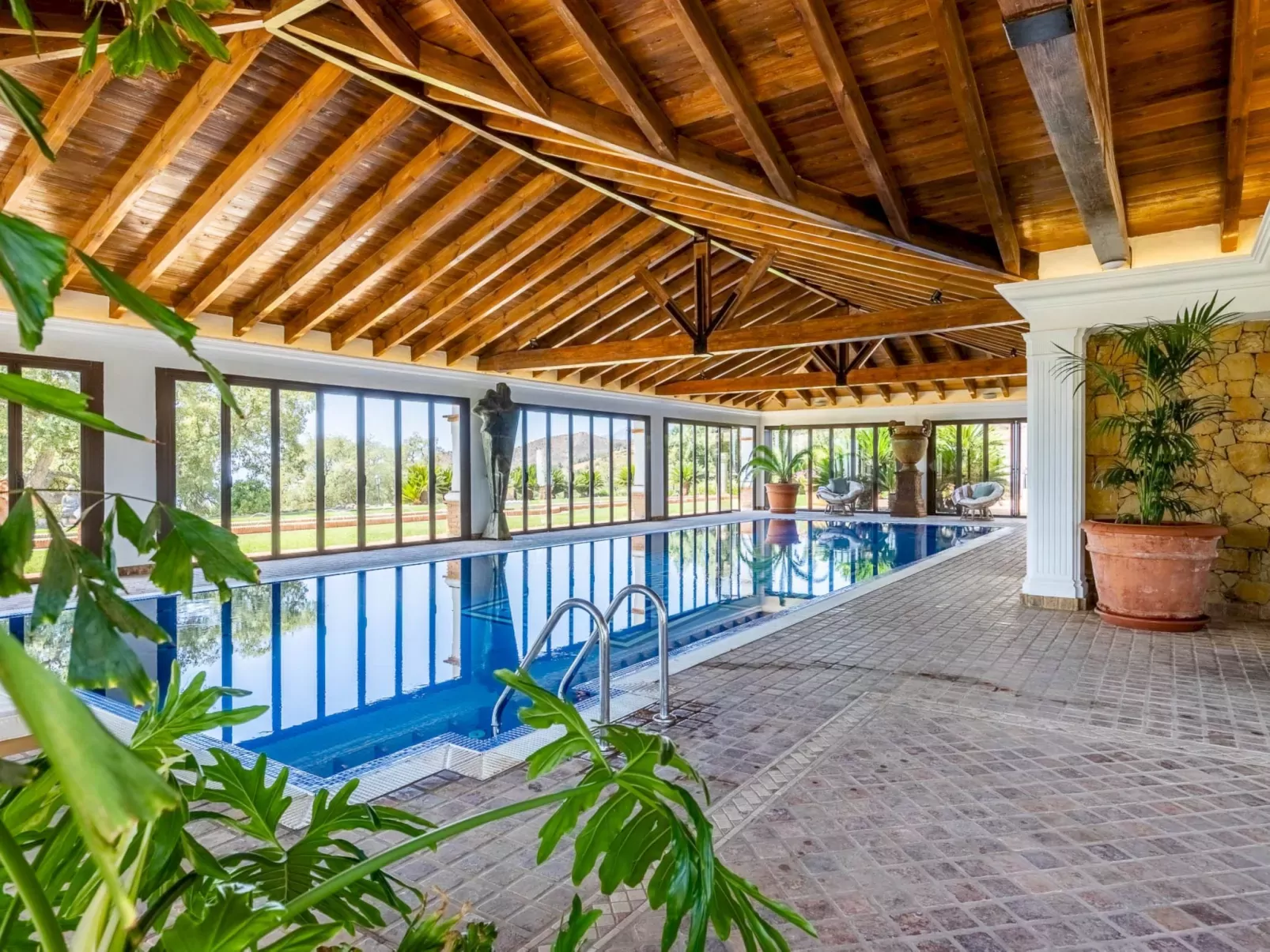 Villa Serena-Inside