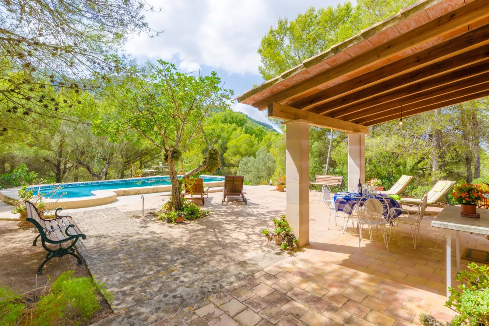 Casa Mas-Terrace balcony