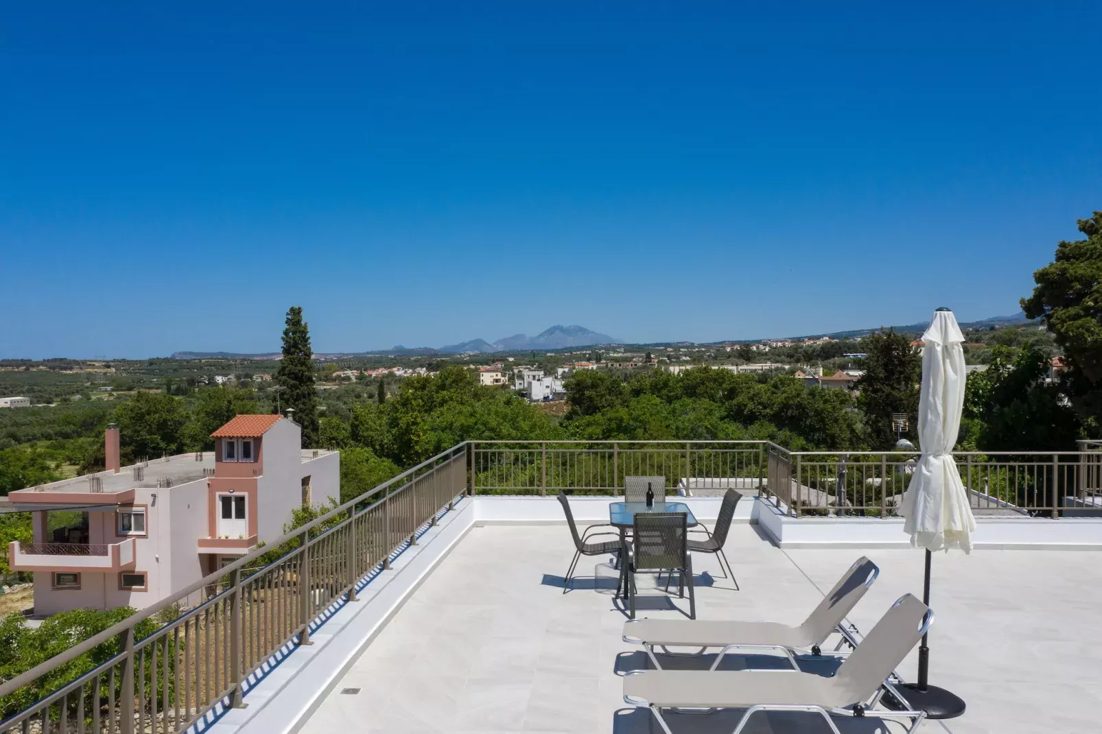 Manuel's Dream-Terrace