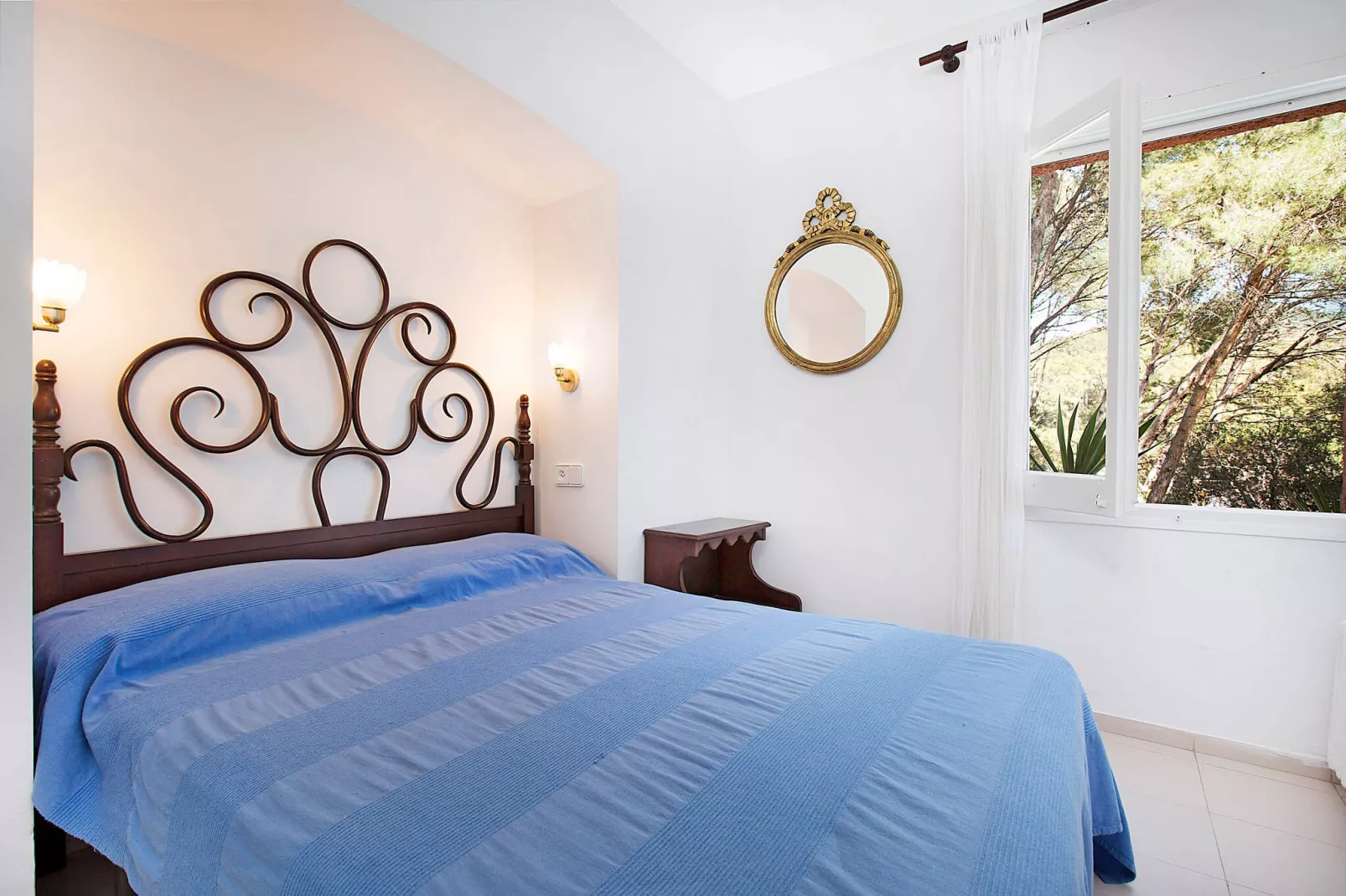 Carena Pl-Bedroom