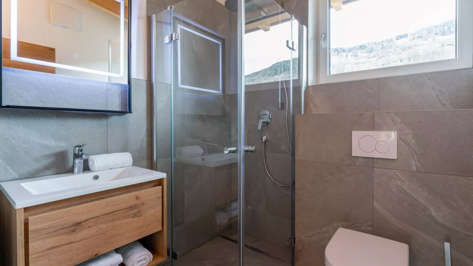 Bergzicht 2B-Bathroom
