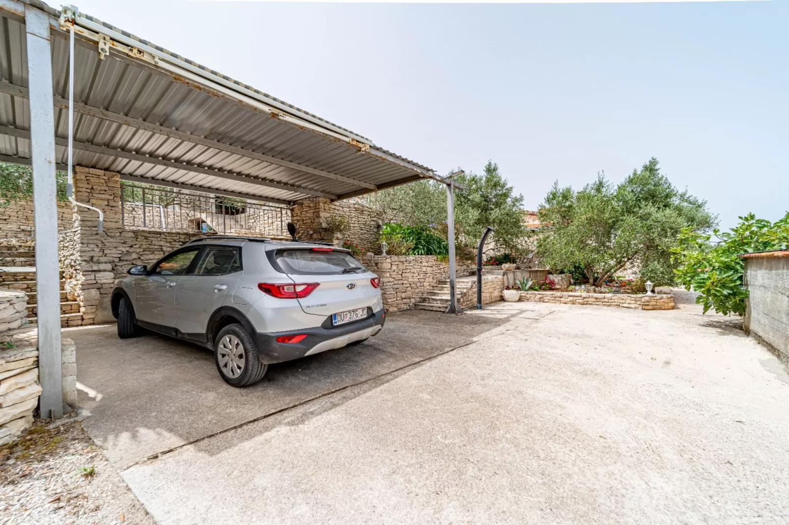 Stone House Blaca - Two Bedroom Stone House with Terrace and Sea View-Outdoor