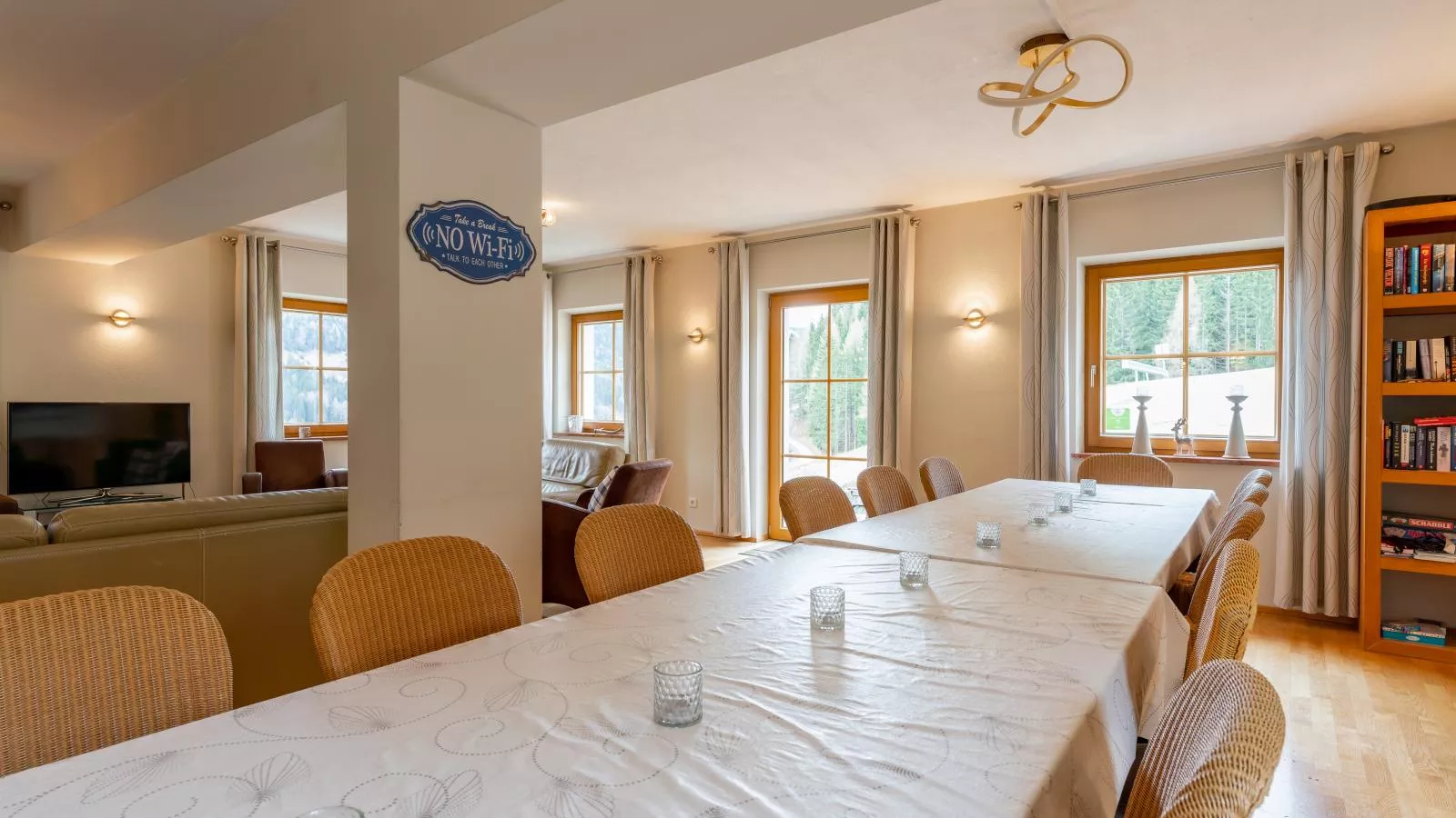 Wirnsberg-Dining room