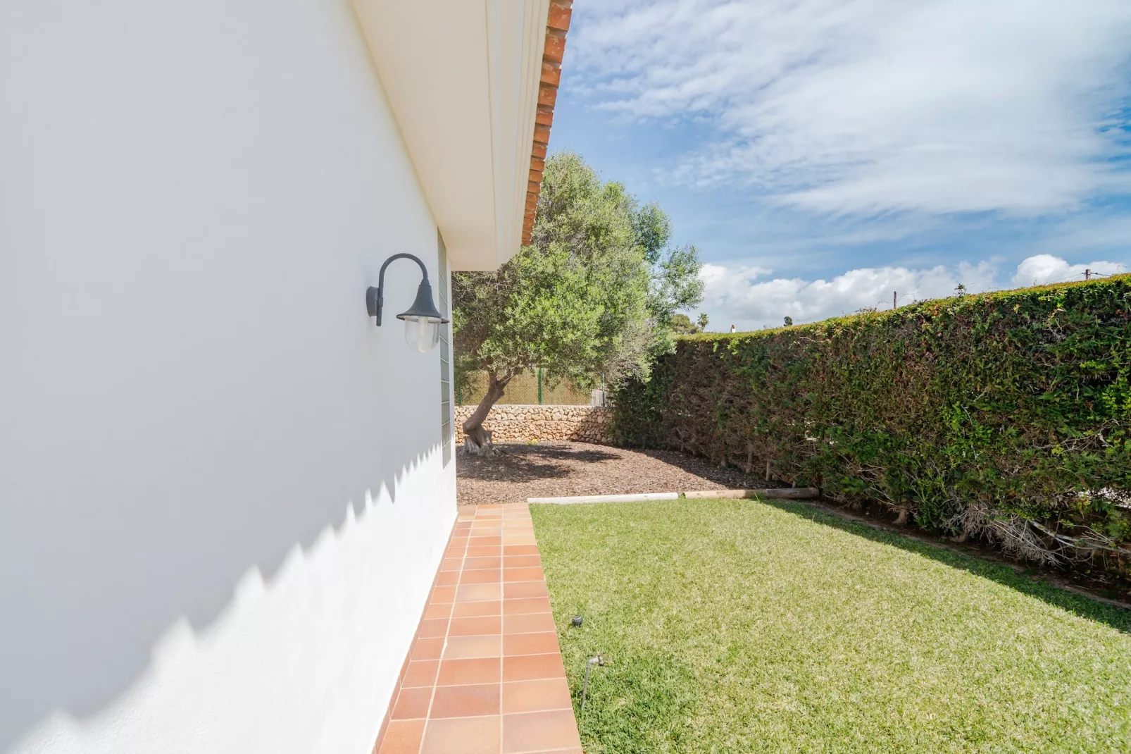 Villa Maricel-Gardens summer