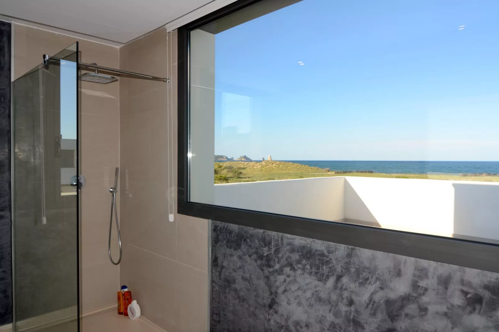 VILLA PINELL-Outdoor