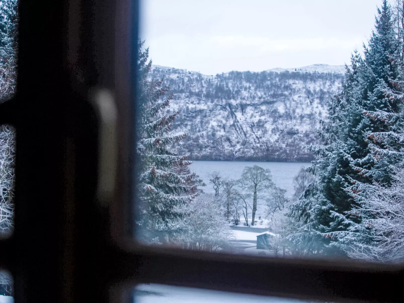 The Romantic Bothy-Outside