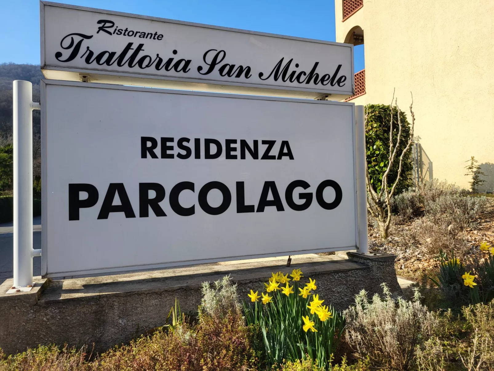 Residenza Parcolago Apt 120 1.Stock-Draußen