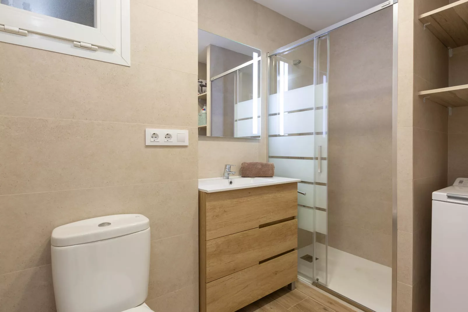 Costa Brava T-4-Badezimmer