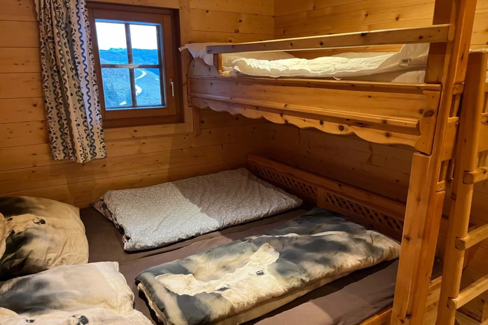 Edelweisshütte-Schlafzimmer