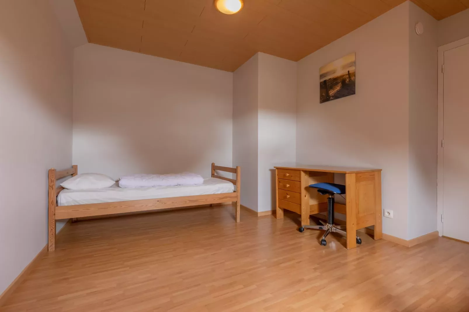 At Home-Chambre