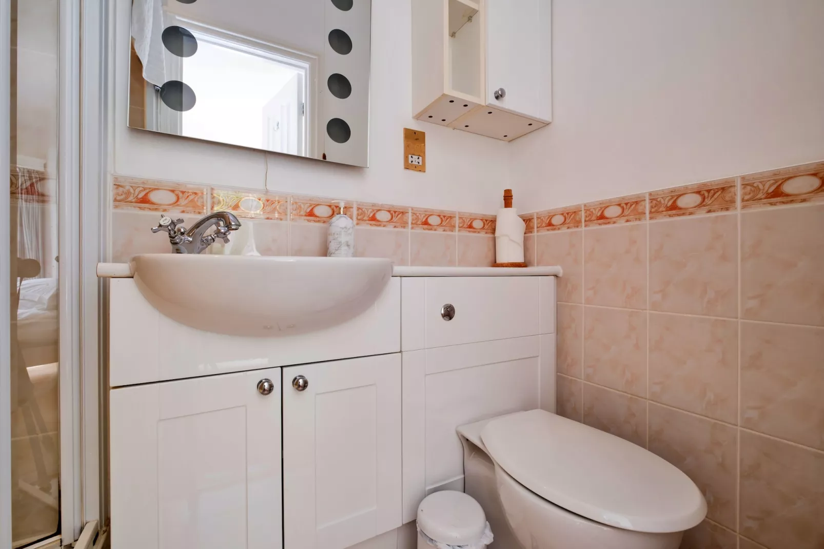 Riversdale Lodge-Bathroom