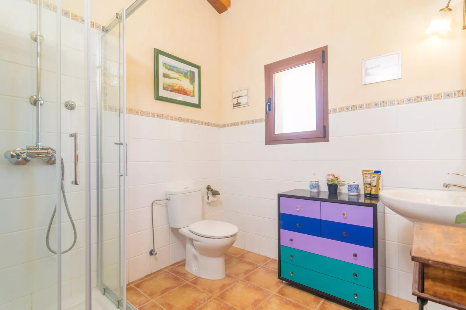 Es Blanquer De Na Fani-Bathroom