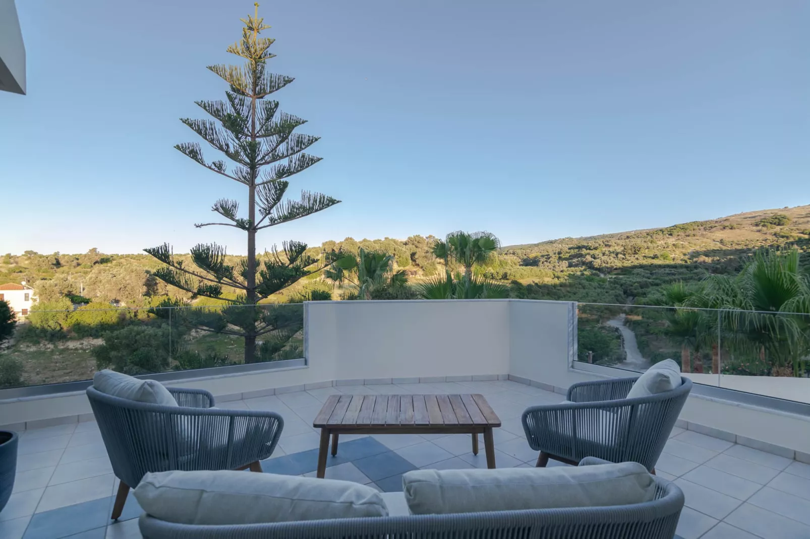 Kipo Paradiso 6 Spa Yoga & Gym resort-Terrace