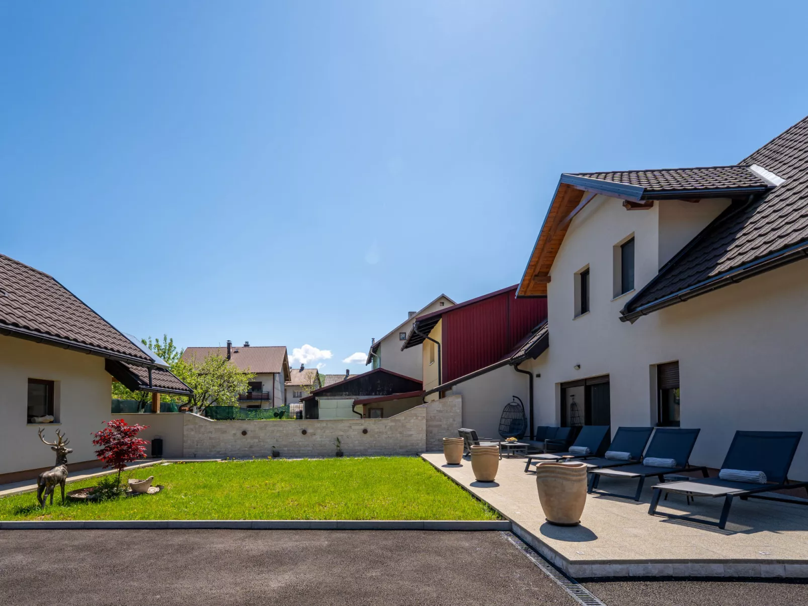 Holiday House Arni-Outside