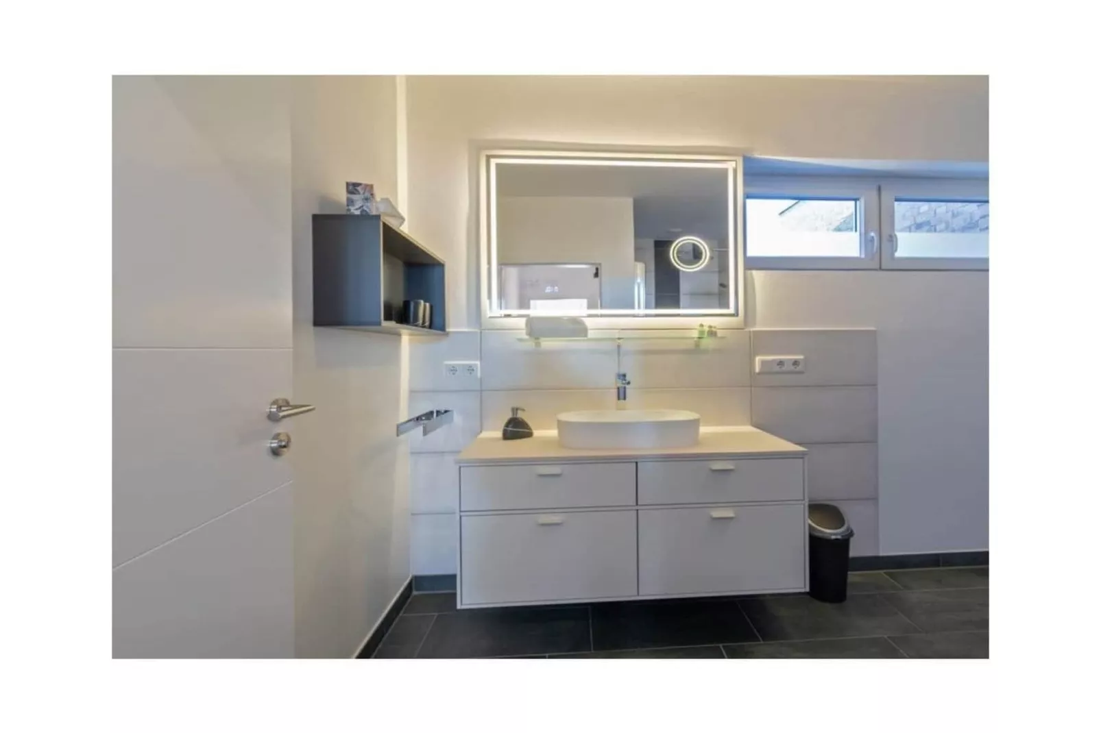 496918-Badezimmer
