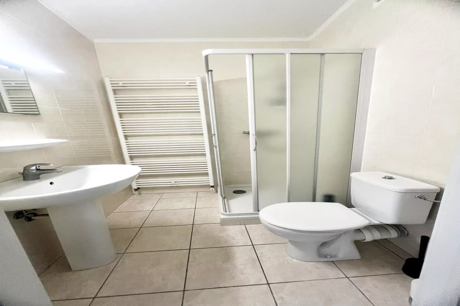 BALMORAL 0001-Bathroom