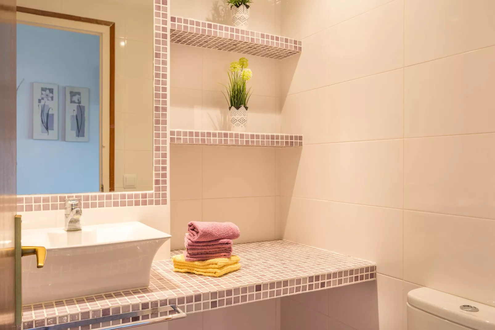Costa Verde-Bathroom