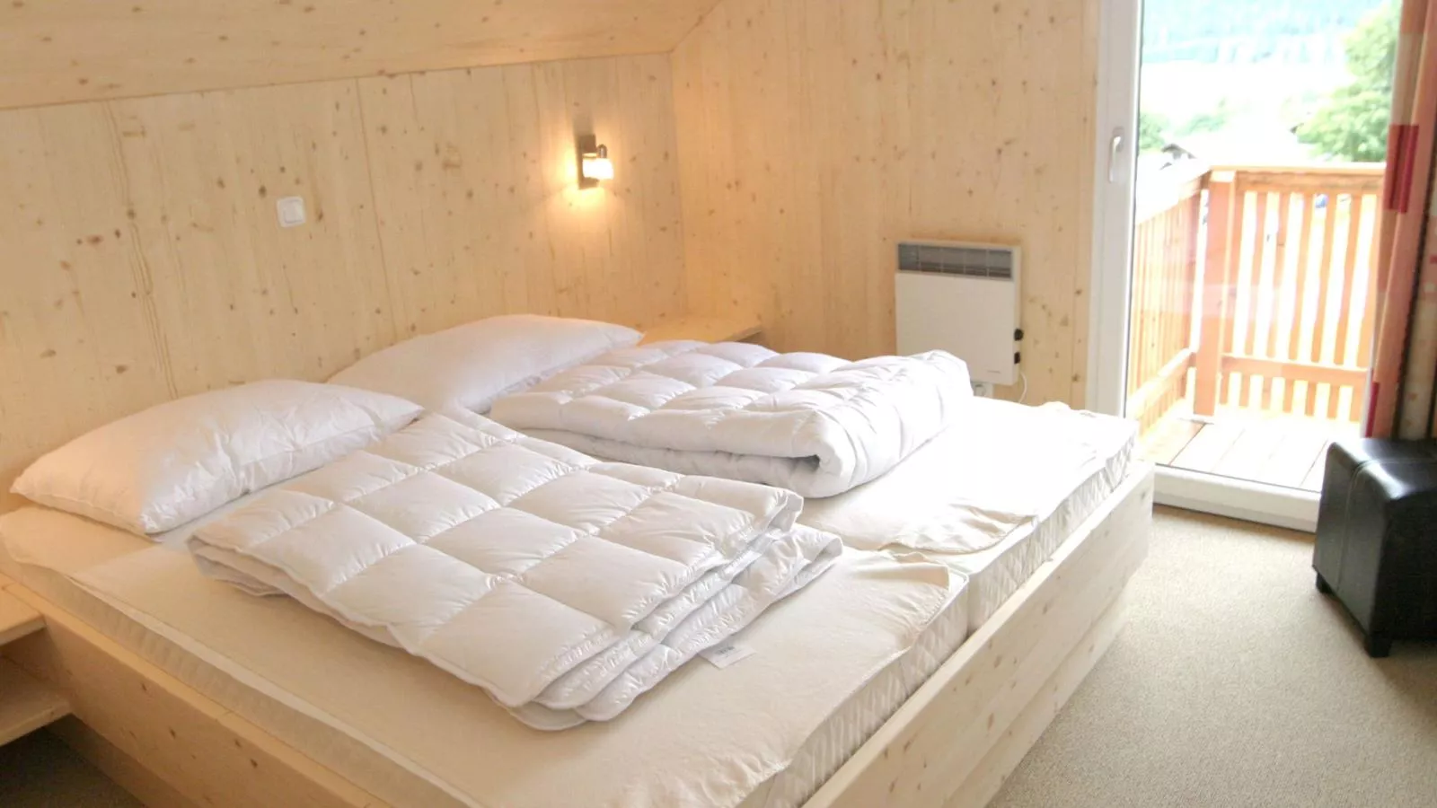 Die Bergliebe-Bedroom