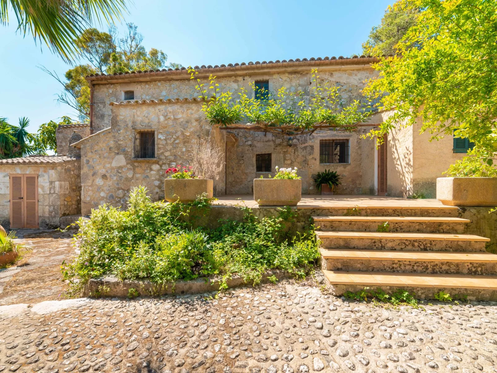 Can Ferre de Baix-Outside